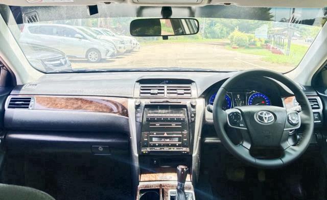 2017 Toyota Camry 2.0 E (A) Full Modellista - 4