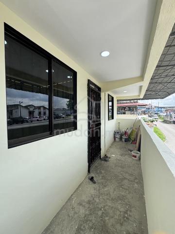 Flat Taman Ungku Tun Aminah 1
