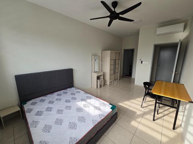 Platinum Oug Residence Malay Female Masterroom Rent LRT Muhhibah 1
