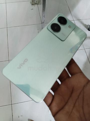 Carousel Image