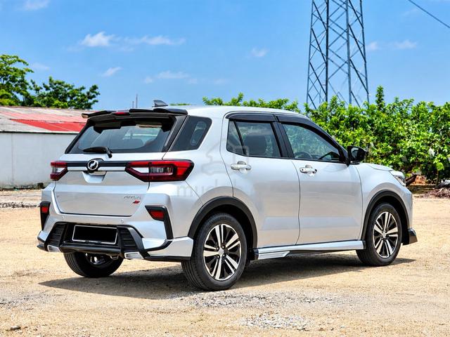 2022 Perodua ATIVA 1.0 AV (A) 5 TAHUN WARRANTY - 4