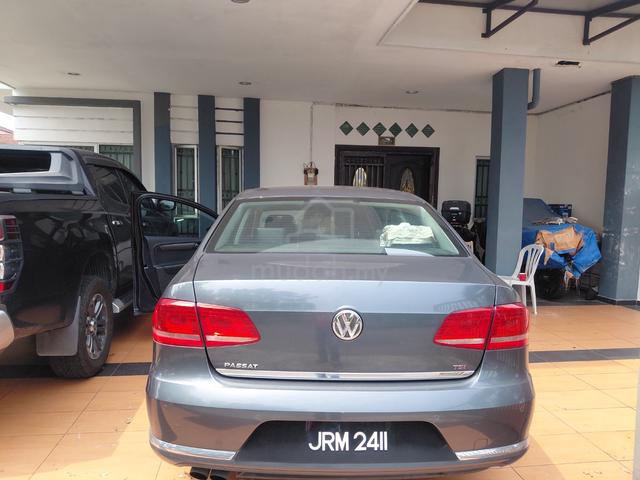 2015 Volkswagen PASSAT 1.8 TSI (CKD) ENHANCED (A) - 2