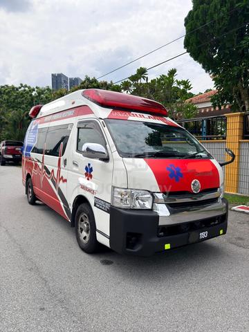 2017 Toyota HIACE 2.7 Ambulance - 5