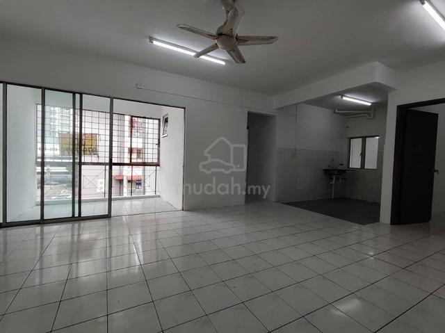 Apartment Subang Permai 1