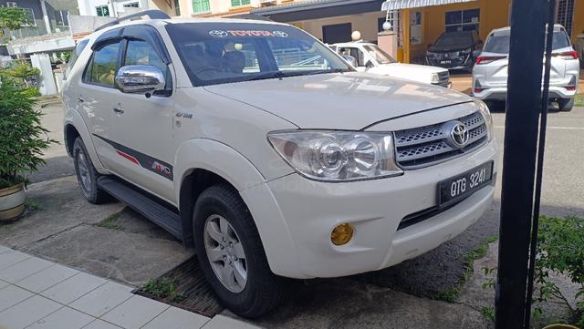 2009 Toyota FORTUNER 2.7 V TGN51R-NKPSKE FACELIFT - 3