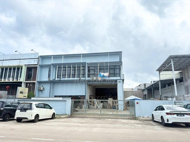 Johor Jaya @ Desa Cemerlang @Jalan Gemilang 1.5-Storey Cluster Factory 1