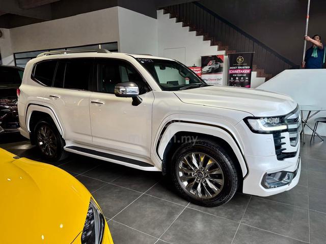 2022 Toyota LANDCRUISER 3.5 ZX BLACK SET MODELISTA - 3