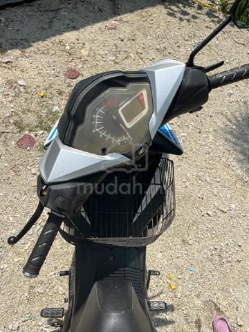 rs150 - photo 4 of 4