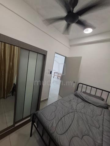 Dahlia Court Apartment (Salak Tinggi) 1
