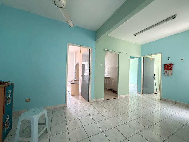 Palma Apartment (Bandar Country Homes) 1