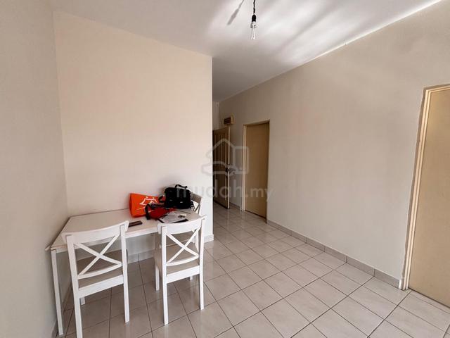 Bangi Idaman Apartment 1