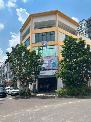 (RENTAL) Hot Unit Coner Lot 1