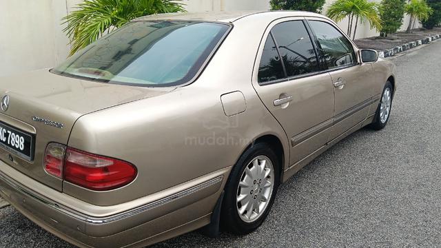 2002 Mercedes Benz E-CLASS 2.0 200 K (CKD) W210 - 2