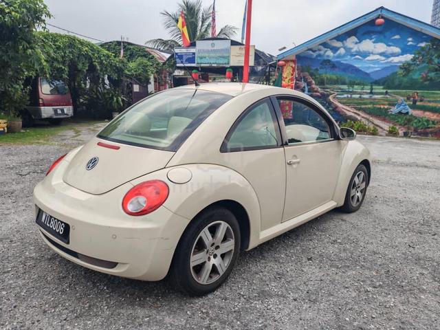 2009 Volkswagen BEETLE 1.6 (A) - 4