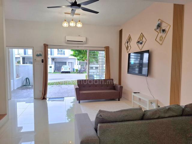 FULLY FURNISHED | 2 STOREY TERRACE l CASA GREEN @ CYBERSOUTH | DENGKIL 1