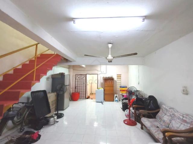 Taman Kinrara Seksyen 3, Jalan TK 3, Rumah Teres 2 Tingkat 1