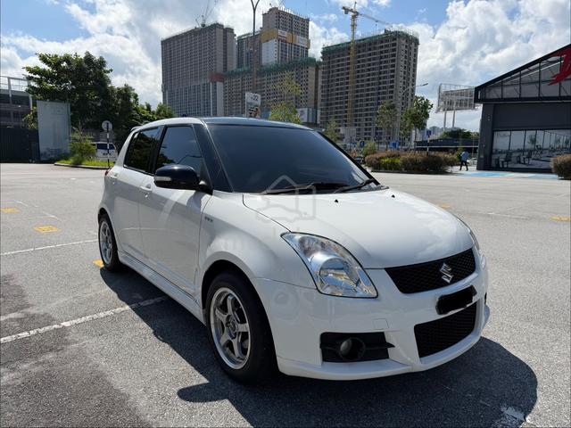 2012 Suzuki SWIFT 1.5 GLX FACELIFT (A) - 1