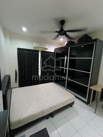 Fully Furnished Master Room at One world 1