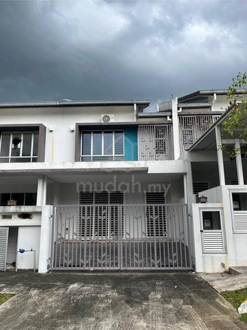 RENOVATED! 2-Storey Terrace Serenia Amani , Serenia City 1