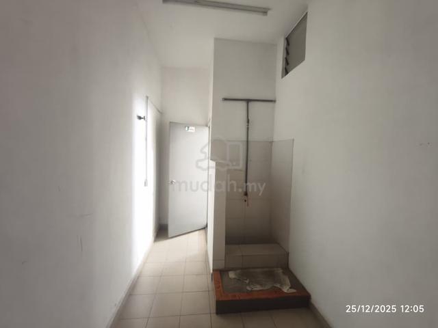 1.5 Storey Semi D Factory, renovated, Alam Jaya, Puncak Alam 1