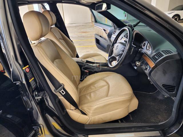 2009 Mercedes Benz E230 AVANTGARDE (CKD) 2.5 (A) - 5