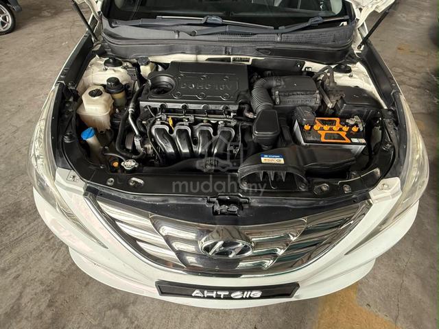 2011 Hyundai Sonata 2.0 (Auto) - 4