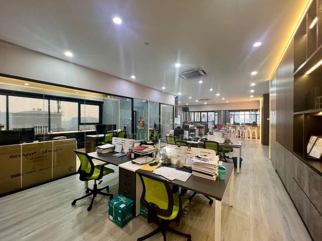 For rent - Office Lot at Seri Gembira Avenue Happy Garden Kuchai Lama 1