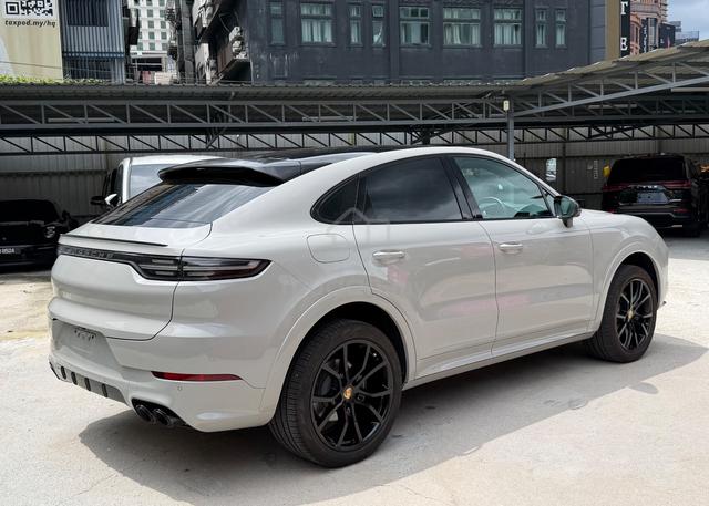 2022 Porsche Cayenne 3.0 Coupe Crayon Vacuum Door - 2
