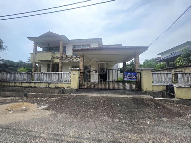 [JALAN KAKI KE PANTAI & RENOVATED KITCHEN] Banglo Taman Sg. Ular Jaya 1