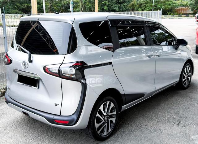 2017 Toyota SIENTA 1.5 V FULL SPEC WARRANTY 3 YRS - 4