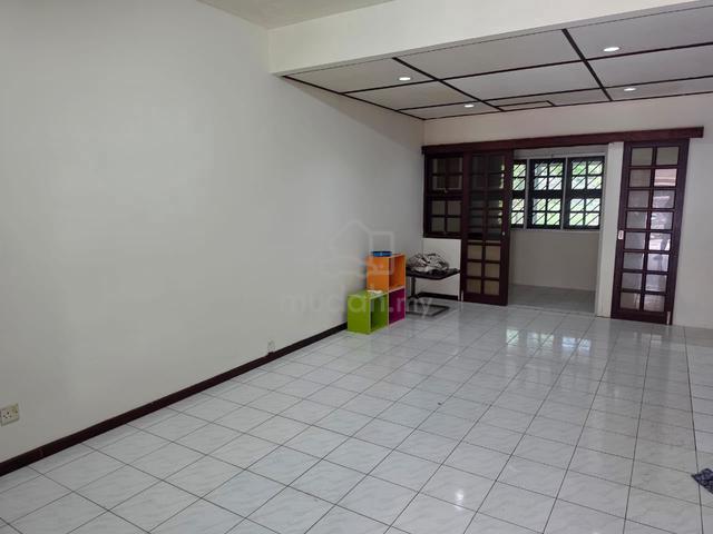 Jalan Song Double Storey for rent 1