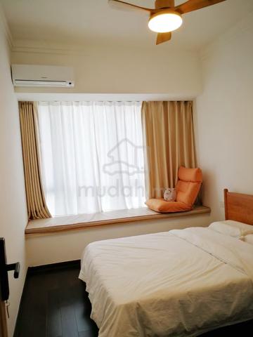 Owner Direct No Comm - JB CIQ - R&F RnF - Middle Room - Female Only 1