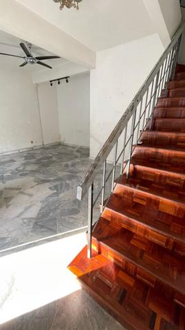 Below market USJ Subang Terrace below value first come first !!! 1