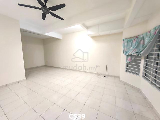 Taman Bayu Emas PORT KLANG Pandamaran 2.5 Storey House For Rent 1