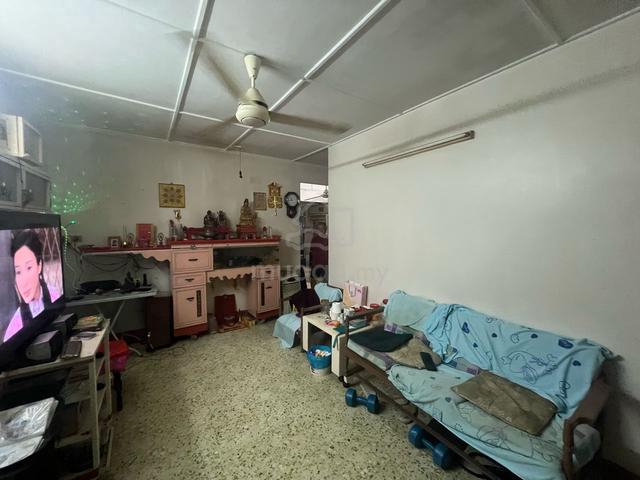 Desa jaya kepong, below market, good location, many units on hand 1