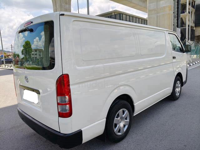 2020 Toyota HIACE 2.5 (M) Panel Van - 4