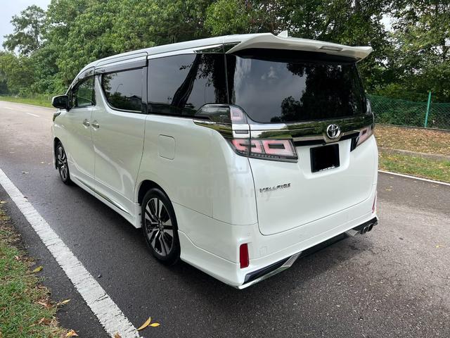 2019 Toyota Vellfire 2.5 ZG ,JBL ,DIM, SUN ROOF - 2