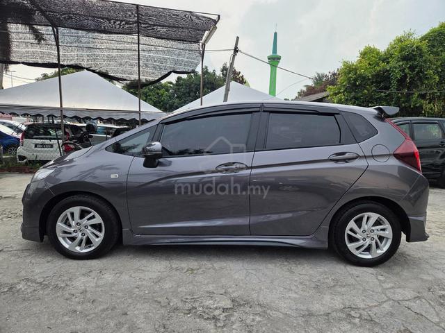 2015 Honda JAZZ 1.5 E (A) High Loan - 5