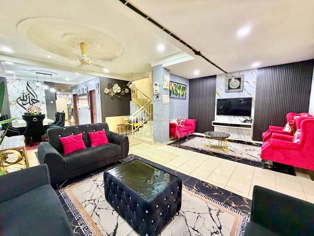 FULLY RENOVATE⭐ Double Storey Taman Dato Demang Equine Seri Kembangan 1