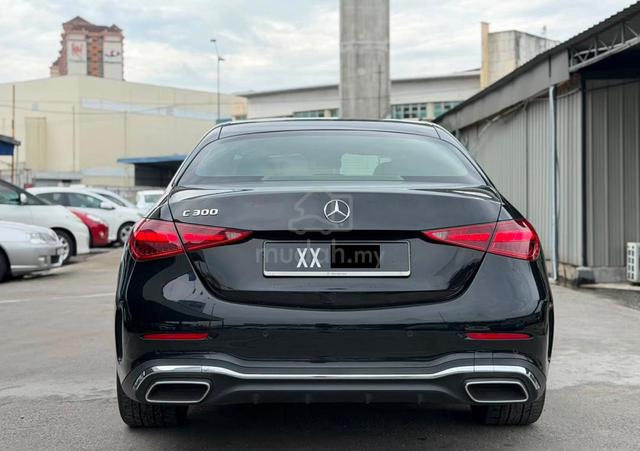 UNDER WARRANTY 2023 MercedesBenz C300 2.0 AMG LINE - 4
