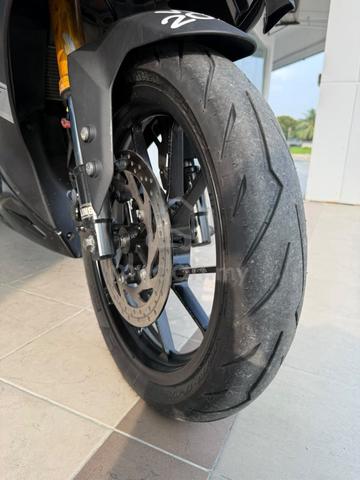 2019 Yamaha R15 ( 100% ENJIN SEDAP ) FULL LOAN - photo 11 of 13