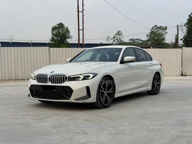 2023 Bmw 2.0 320I M SPORT FULL SVC RECORD 34K KM - 1