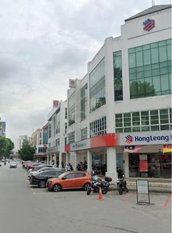 HOT! High Traffic & Strong Business Exposure! Bandar Puteri Puchong 1