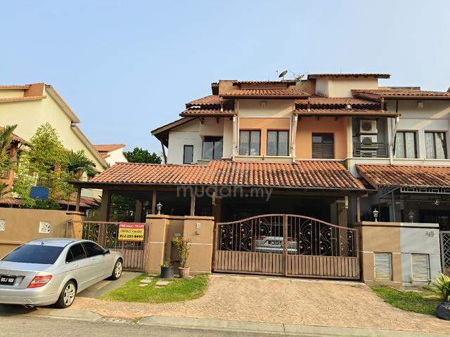 Large Endlot House in Bukit Jelutong 1