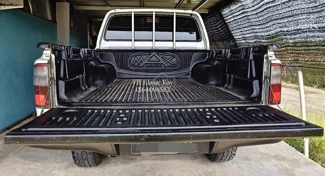 2001 Toyota HILUX 2.8 MY00 LN166R (M) - 2