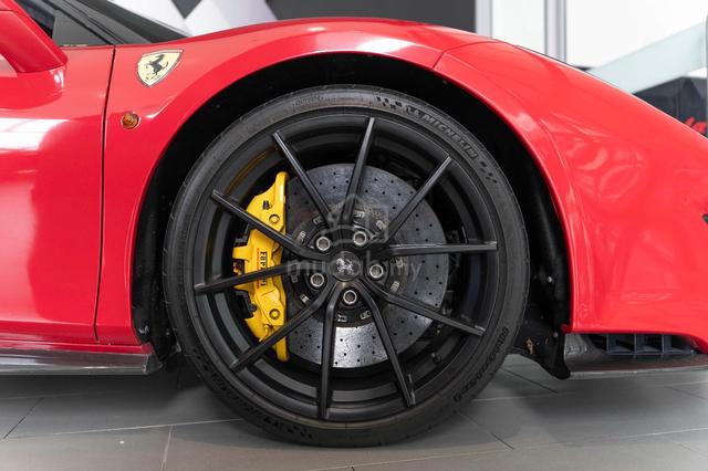 Ferrari 488 Pista 2018 Argento Nurburgring - 3