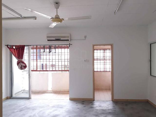Amesthy Three Rawang Double Storey Terrace House For Rent 1