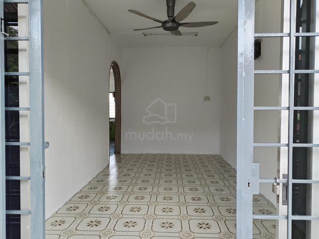 Rumah Pangsa Bukit Senjuang 1