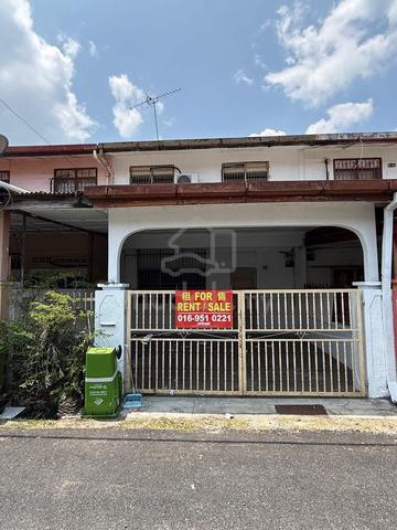 Rumah 2 Tingkat Taman TAS | 4 Bilik 1