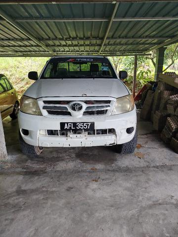 2005 Toyota HILUX 2.5 G (M) - 1